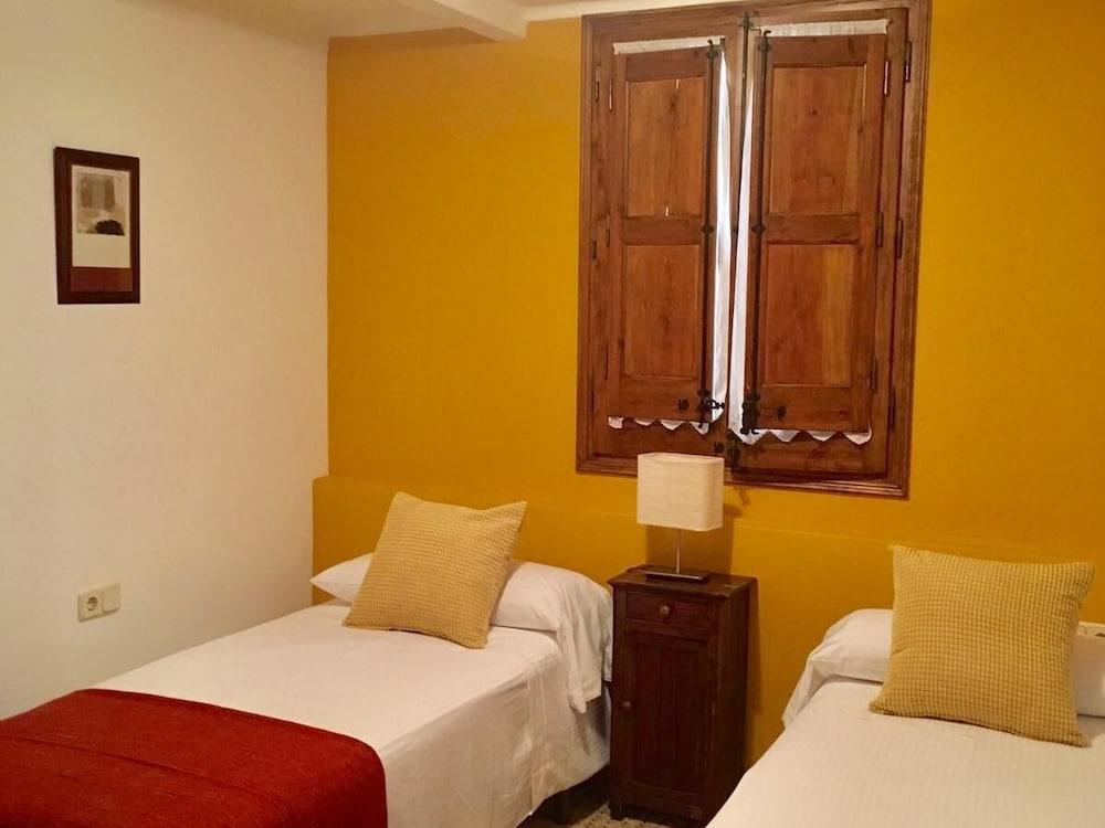 Mas De Baix Hotell Cabrils Exteriör bild
