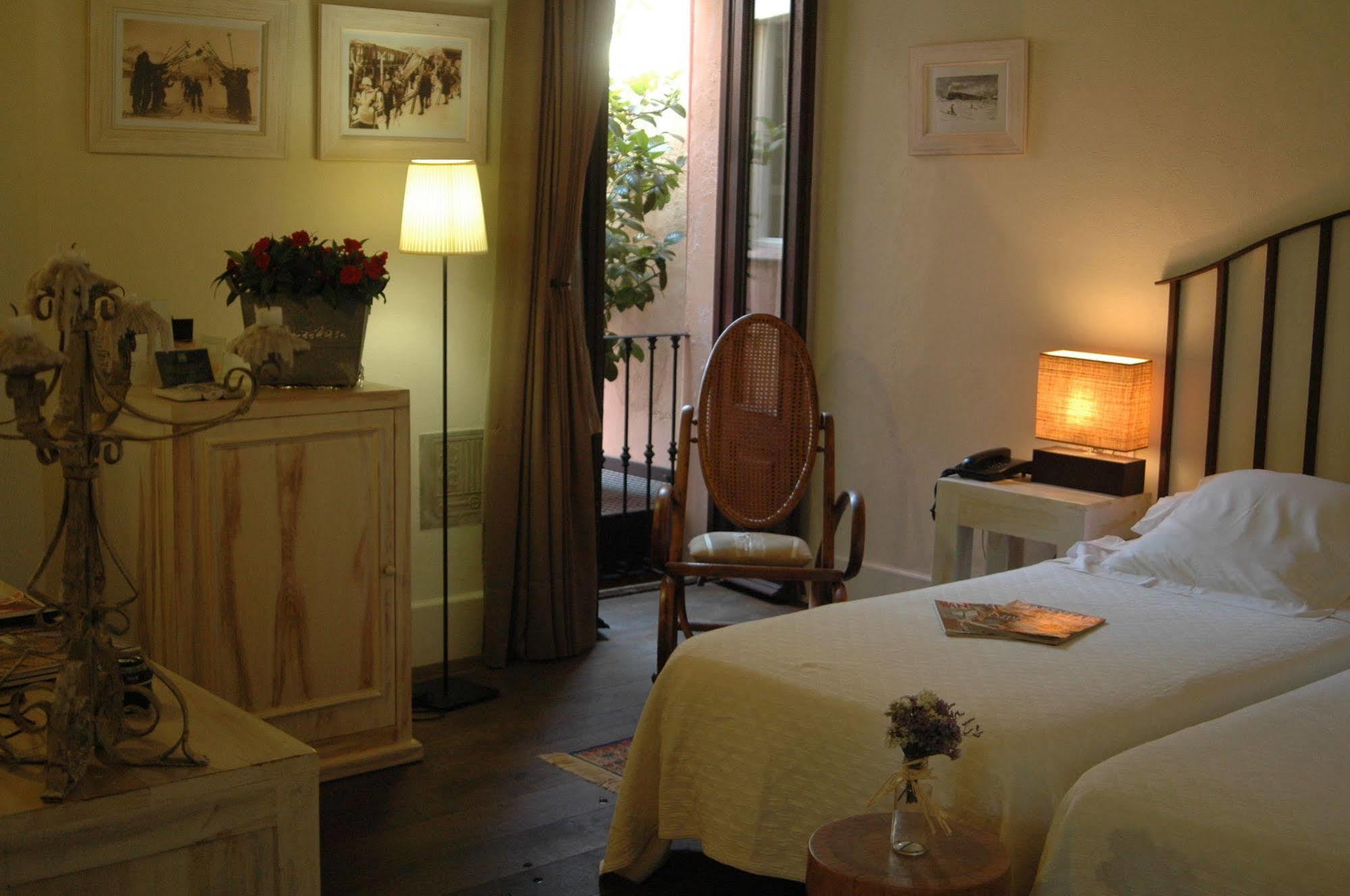 Mas De Baix Hotell Cabrils Exteriör bild